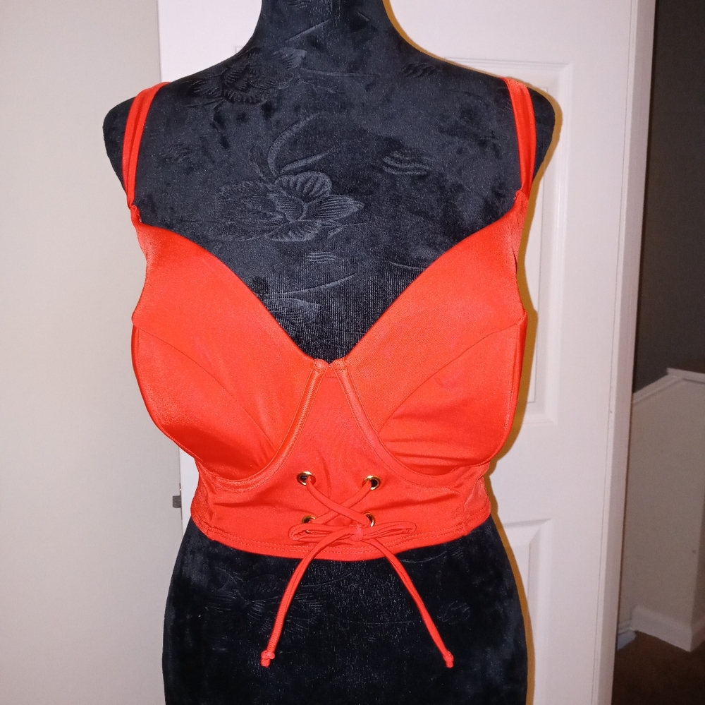 Balconette Swim Top